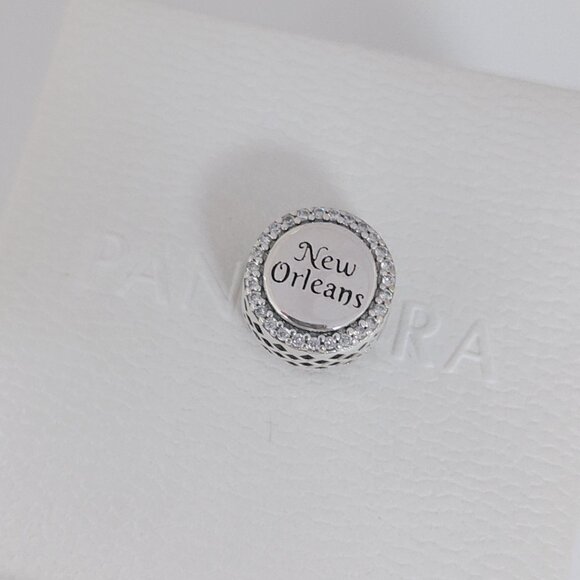 Pandora New Orleans Saints NFL Logo Charm Bead S925 Silver with box - Picture 5 of 6